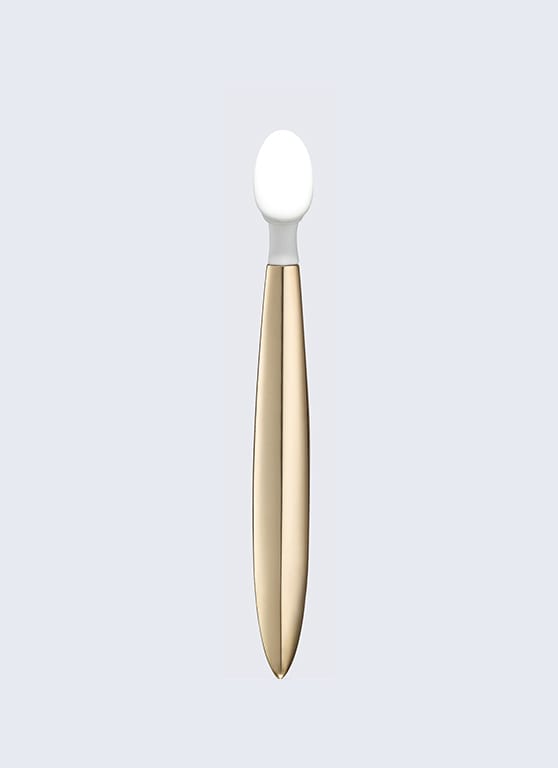 re-nutriv ultimate diamond transformative eye serum